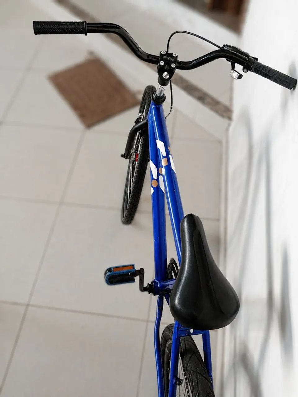 BICICLETA ARO 26 AZUL CONSERVADA  - Foto 5