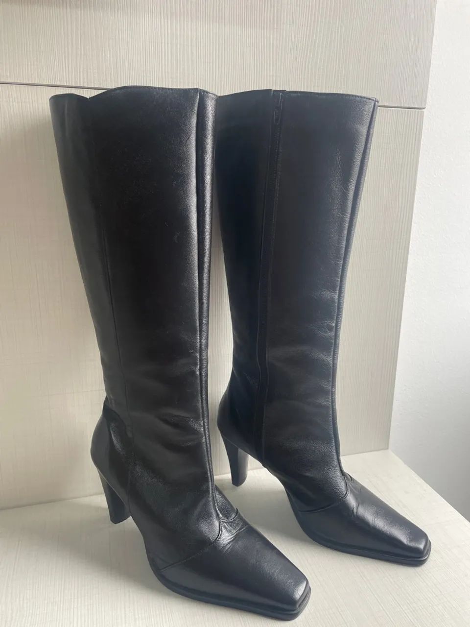 Bota de couro feito a mão 
