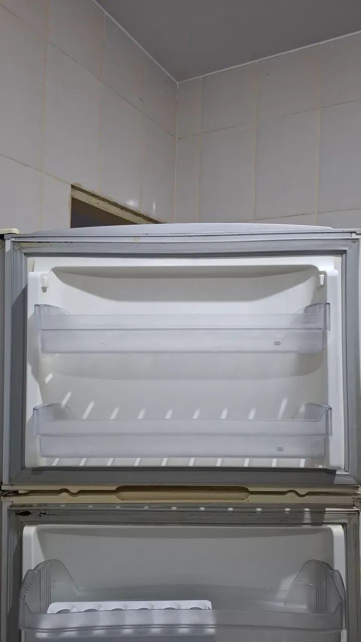 Geladeira Brastemp 410l, Funcionando Perfeitamente  - Foto 2