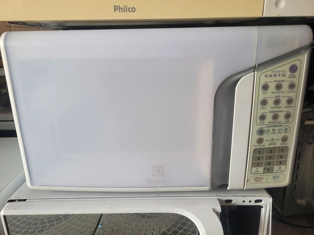Microondas Eletrolux 31 litros