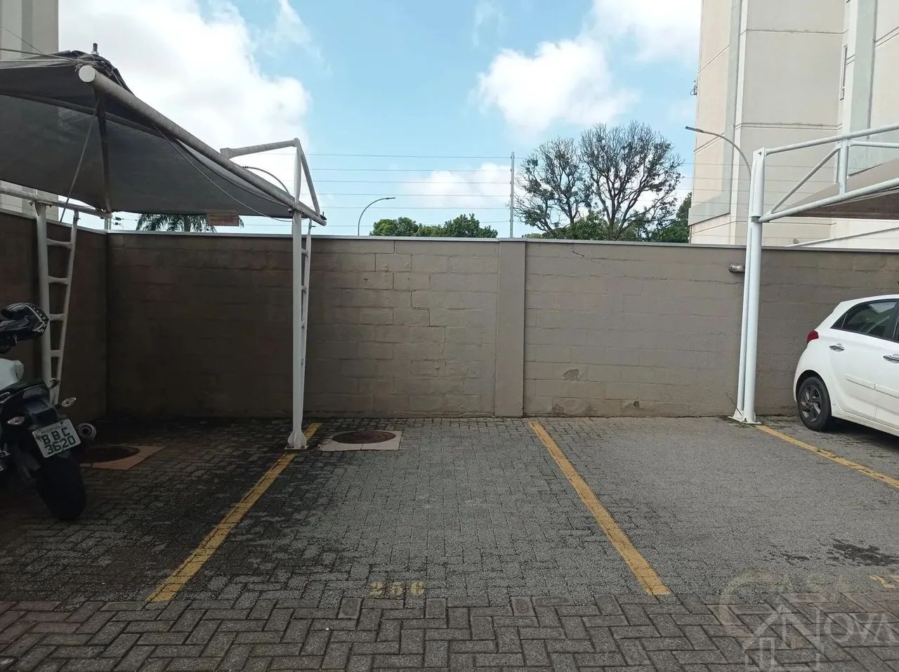 Apartamento semi mobiliado para locação no Jardim Alvorada em Maringá Paraná - Foto 6