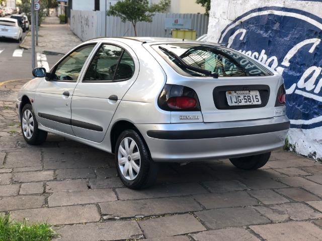 Renault Megane 1.6 8 Válvulas Direção Hidráulica 2000 - Foto 4