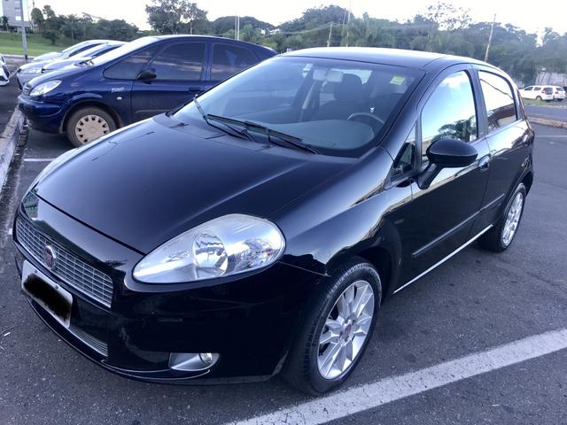 Fiat punto 1.6 essence 16v flex 4p manual 2011