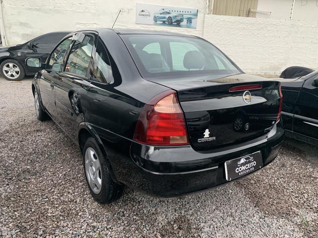 Corsa sedan 2011 1.4 premium o TOP - Foto 4