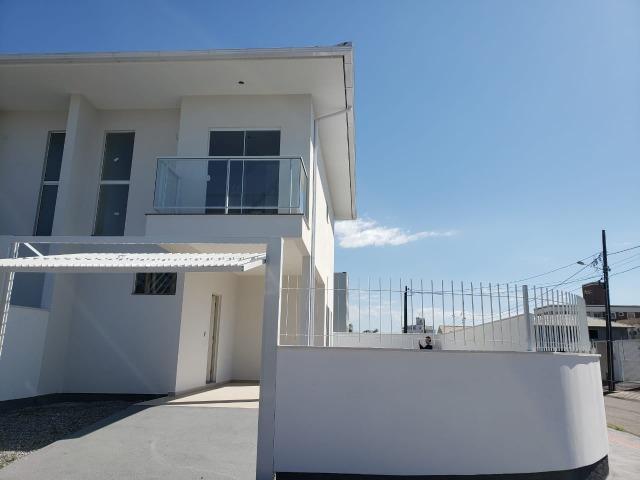 Nova Palhoça De Esquina Por R$ 250 Mil - Sobrado Com 2 suítes e Massa Corrida - Foto 15