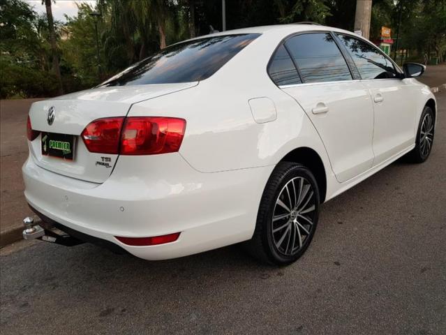 Volkswagen Jetta 2.0 Tsi Highline 200cv - Foto 3