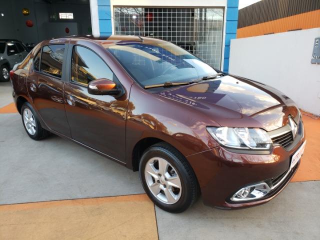 Financia 100 % Renault Logan Dynamique 1.6 8v 2015