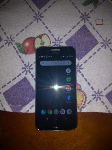 Moto G5 plus venda ou troca