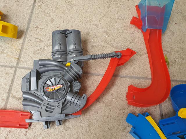 Hot Wheels Pistas - Foto 4