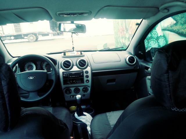 Ford Fiesta - Foto 4