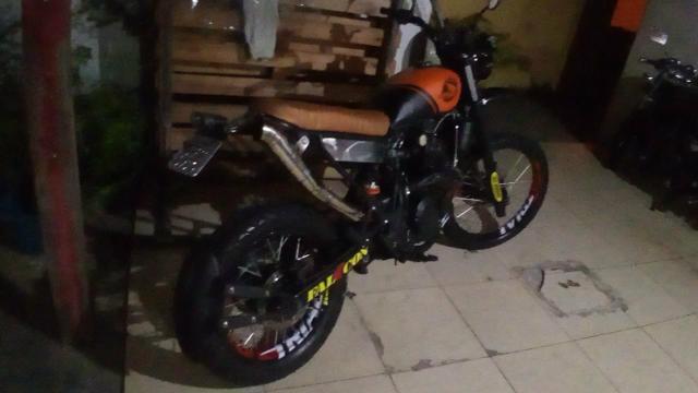 Super scrambler 400cc