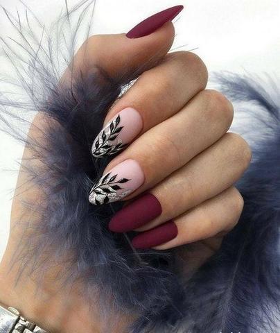 Curso de Unhas Fibras com Certificado