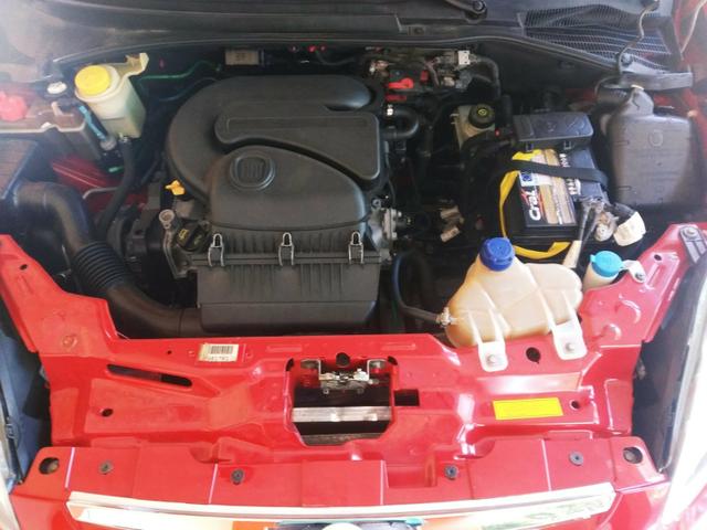 Punto 1.4 Attractive muito novo ano 2015 - Foto 10