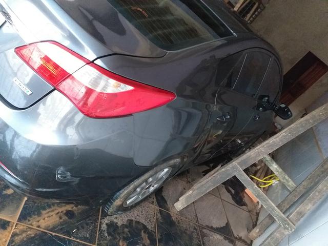 HYUNDAI/HB20S 1.0 Ano 2015 por 330000 - Foto 2