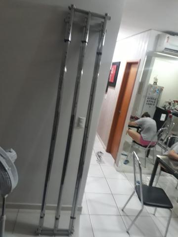 Arara de roupas - Foto 2