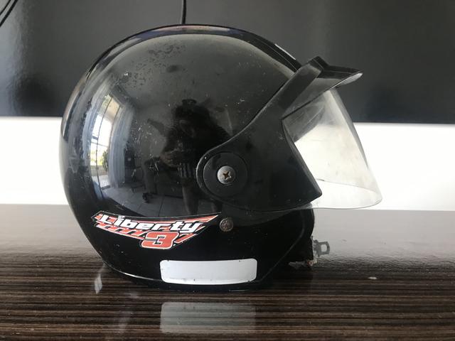 Capacete