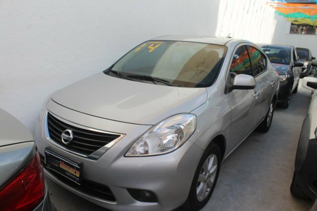 Nissan Versa Sl 1.6 Completo _ mensais 499,99 - Foto 3
