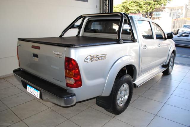 TOYOTA HILUX 3.0 SRV 4X4 CD DIESEL 4P AUT 2008 - Foto 6