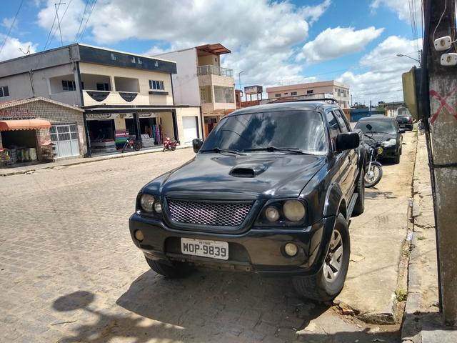 L200 2006 totalmente revisada