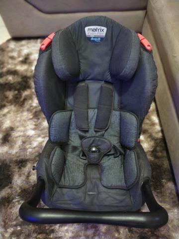 Cadeirinha de Bebê Para Auto Burigotto Matrix Evolution