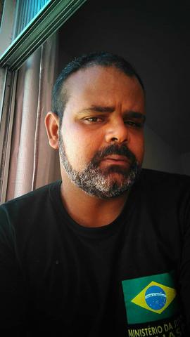 Romildo mergulhao