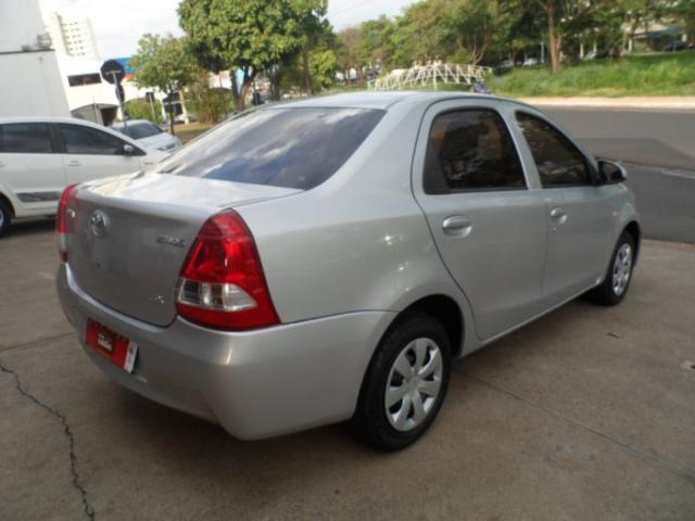 Toyota etios sedan 2014 1.5 x sedan 16v flex 4p manual - Foto 5