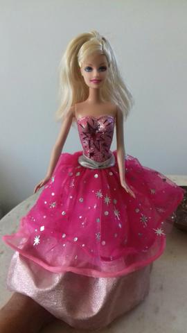 Boneca Barbie Festa