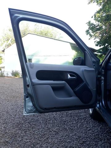 Clio 1.6 sedan completo (muito barato) - Foto 14