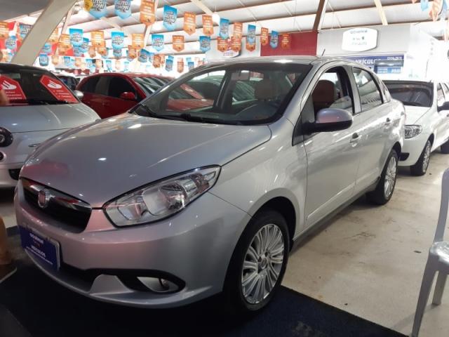 FIAT GRAND SIENA 1.6 MPI ESSENCE 16V 2013 - Foto 3