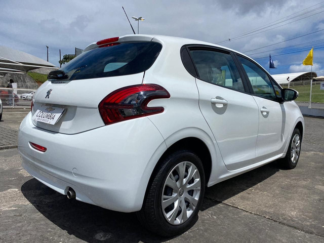 Peugeot 208 1.2 - Foto 7