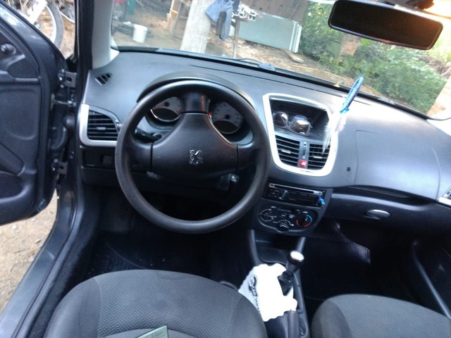Vendo Peugeot 207 1.4 2012 - Foto 9