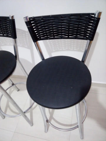 Kit com 2 Banquetas cromadas - Foto 3