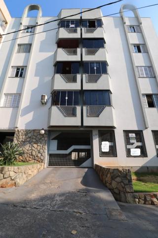 Apartamento para alugar com 3 dormitórios em Jardim universitario, Maringa cod:L65741 - Foto 13