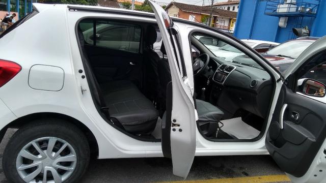 Sandero Expression 2015 1.6 8V Flex 4P - Foto 7