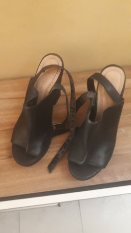 Copacabana, vendo sapatos semi novos - Foto 3