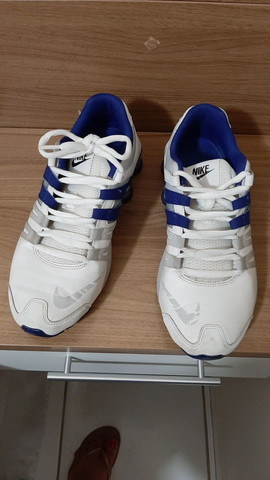 Nike Shock azul e branco - Foto 5