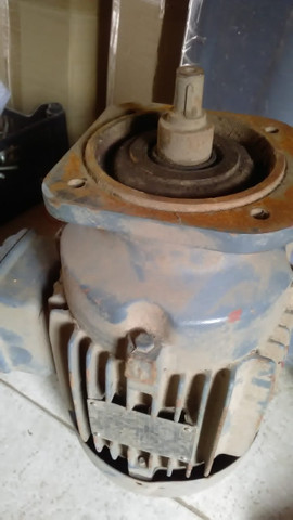 Motor eletrico WEG 2CV - Foto 2