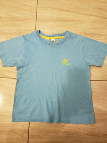 Lote de 5 Camisetas e 1 Regata Grife - Foto 4