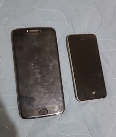 Iphone 5s e Moto e4 plus *leia descriçao