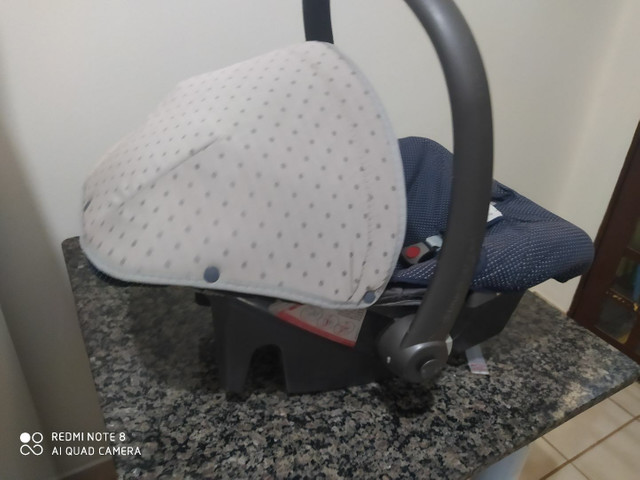 Vendo bebê conforto