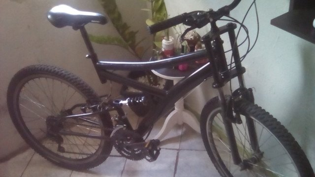Bike Aro 26 câmbios shimano passadores Yamada