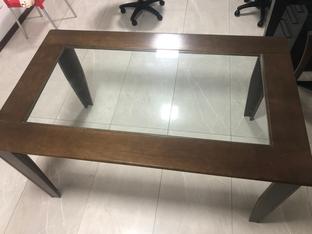 Mesa 6 lugares em ótimo estado
