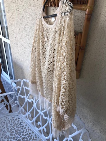Lindo poncho estilo rede - bege - tamanho G  - Foto 3