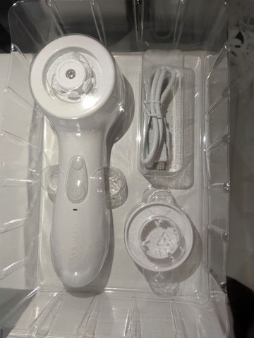 Skinvigorate Sonic Edição Limitada com refil e massageador - Foto 3