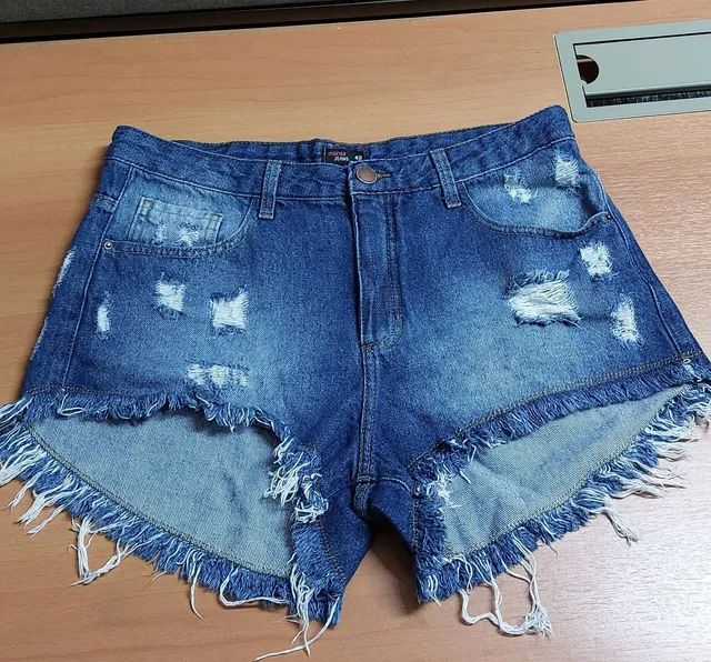 short jeans curto tamanho 42<br> 