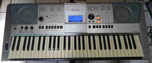 Teclado yamaha e413 super conservado
