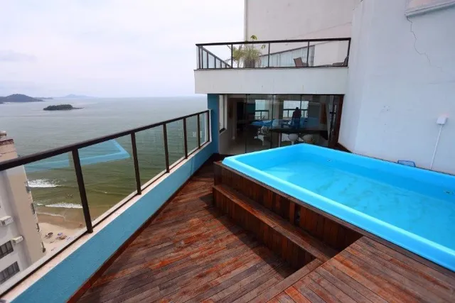 Cobertura duplex, 5 suítes, frente mar na Av. Atlântica! Oportunidade única!
