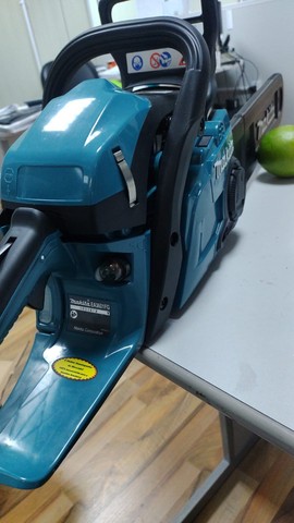 motosserra makita  gasolina  semi nova - Foto 5