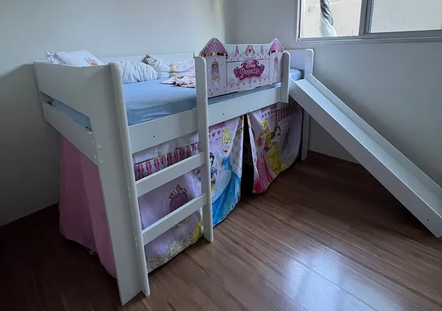 Vendo Bicama das Princesas Disney 360 reais - Móveis - Zona 07