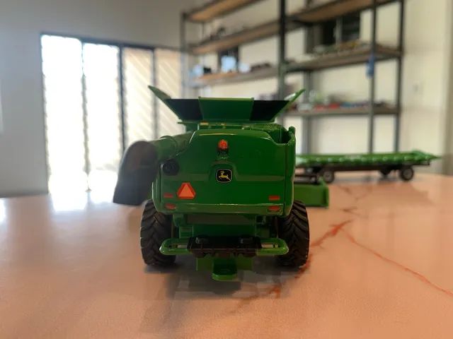 Miniatura colheitadeira John Deere S690 tracked 1/64 - Foto 3